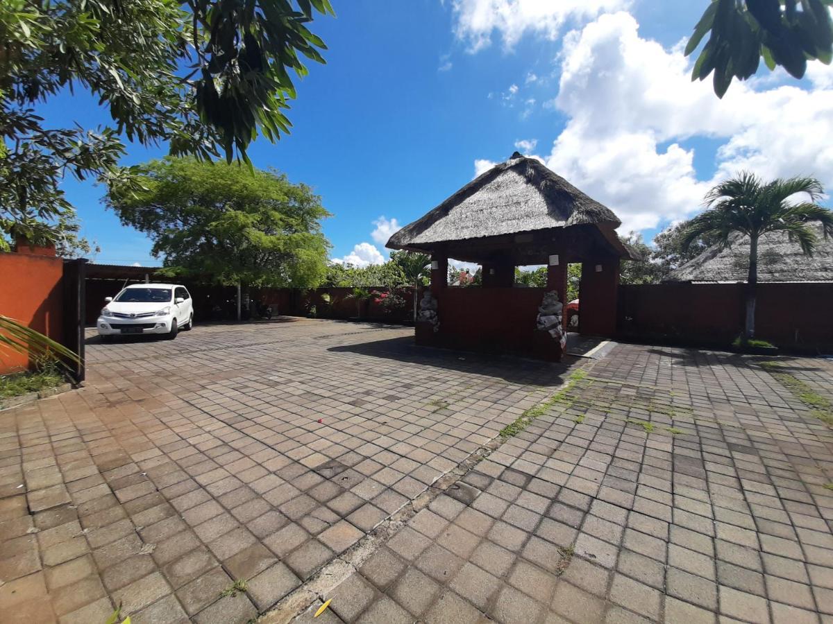Balangan Garden Bungalow Пекату Экстерьер фото