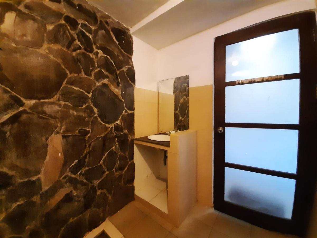 Balangan Garden Bungalow Пекату Экстерьер фото